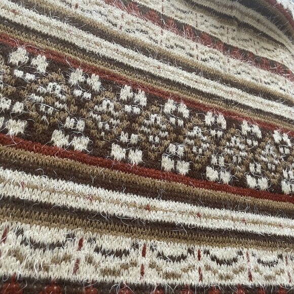 Original USA Women's One Size 100% Acrylic Poncho Brown Red Tan Fringe EUC - Picture 9 of 10